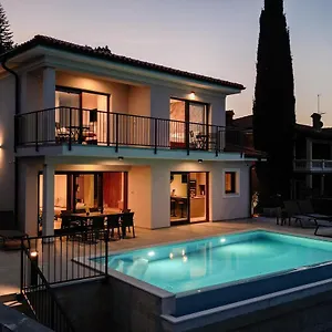  Villa Norma
