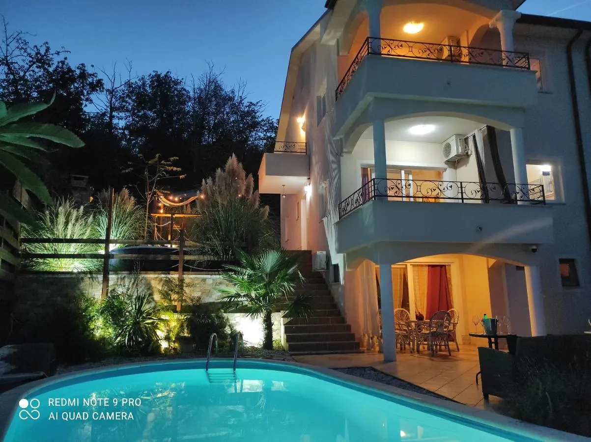 Beautiful Unique Luxury Villa Emily Опатия